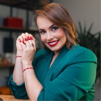 J. Júnior Imobiliária Employee Giselly Morais's profile photo