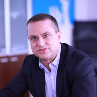 Amir Guttman Email