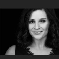 Nicole Martyn-Dickinson Email