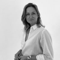 An van Hoofstat Email & Phone Number