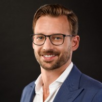 Nicolas Wacker Email