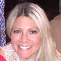 Anthropologie Employee Julia Wilson's profile photo