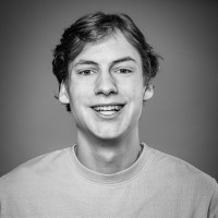 Loe van Houtum Email