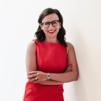 E-mail e número de telefone de Emna Neifar