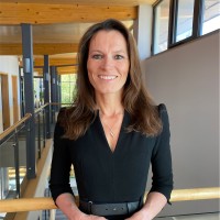 Elena Hesse Email