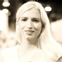 Keri Arnholz Email & Phone Number