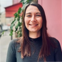 Lucky Cart Employee Julia Guichon's profile photo