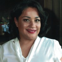Gabriela Santiago Email