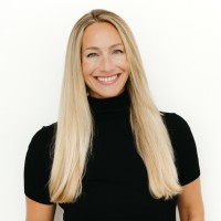 RE/MAX Professionals Employee Caroline Leitao's profile photo