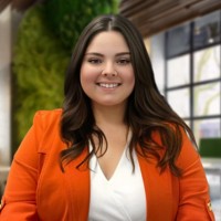 Génesis Manzano Email