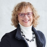 Kissinger Bigatel & Brower REALTORS Employee Kris Hanahan's profile photo