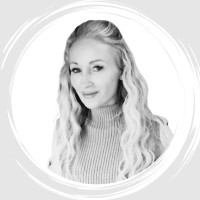 DataFrame Employee Heather Williams's profile photo
