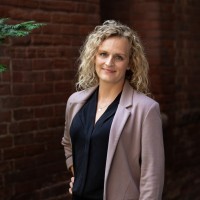 Lisa McClung Email & Phone Number