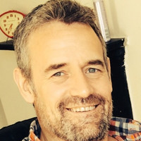 Email e telefono di Owen Jenkins