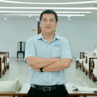 Quang Hoang Email