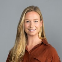 Riet van Den Ende Email
