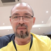 Robert Lozano Email & Phone Number