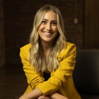 Golden Chick Employee Sharon Pewitt's profile photo