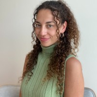 Emma Levrau Email & Phone Number