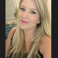 Streamlined Communications Employee Lisa Lyons's profile photo