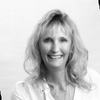 SuiteAmerica Employee Leeann Larsen's profile photo