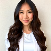 Elizabeth Nguyen Email