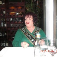 Traductores Asociados Employee Aída Slesinsky's profile photo