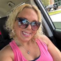 Logan's Employee Shenea Davis's profile photo
