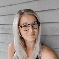Erin Smart Email & Phone Number