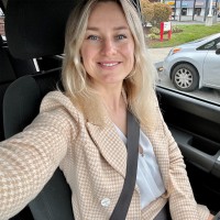 Anna Khrystiuk Email