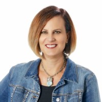Kelly Bandy Email & Phone Number
