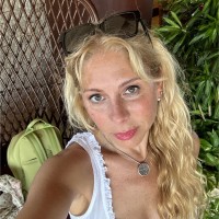 AOC Salon Employee Dalbe Markman's profile photo