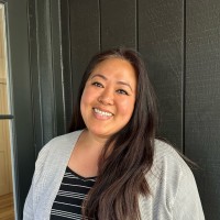 That's it. Employee Eileen Hok's profile photo