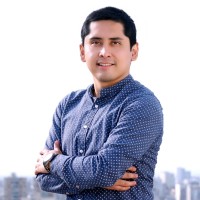 Daniel Luján Email