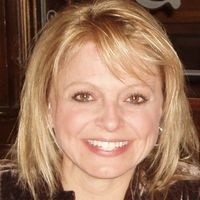 Curasi Realty Employee Dawn Gregg's profile photo