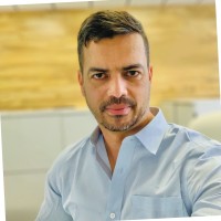 Daniel Santiago Email & Phone Number