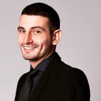 Pen & Paper Employee Oliver Leon's profile photo