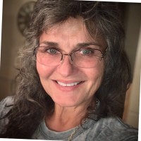 Kelly Quick Email & Phone Number