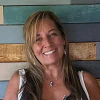 Kellie Ross Email & Phone Number