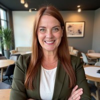 Informed Employee Helen Dann's profile photo