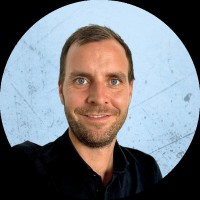 Niklas Lindgaard Email & Phone Number