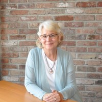 Medcom Solutions Employee Becky Mumford's profile photo