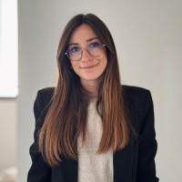 Laure Garnier Email