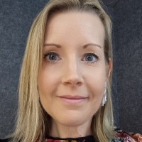 Test Employee Laura Simmonds's profile photo