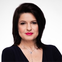 Julia Peter Email
