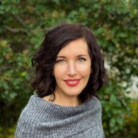 Leigh Cooper Email & Phone Number