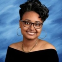 Kayla Holmes's profile photo