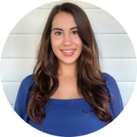 Premier Listings Employee Dezirae Fernandez's profile photo