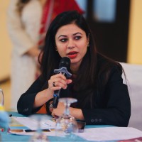 Arooj Khan Email