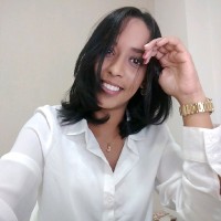 Karine Santana Email